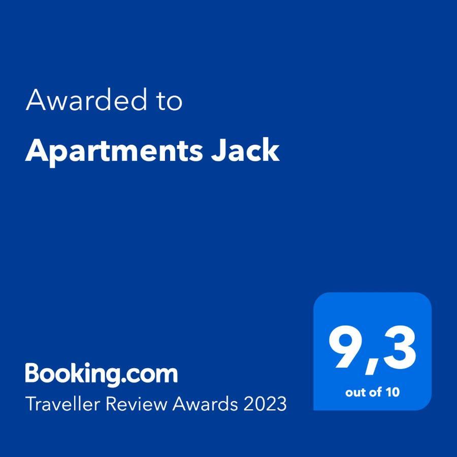 Apartments Jack Bihać エクステリア 写真